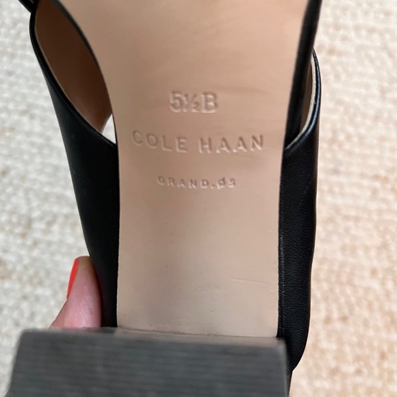 Cole Haan | Black Leather Sandal | Size 5 1/2 - Picture 6 of 6